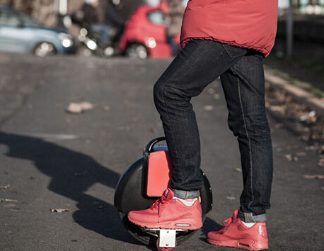 Fosjoas Electric Unicycle, A Personal Green Transportation